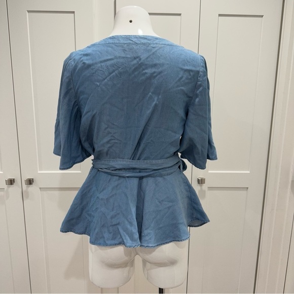 LOFT Chambray Wrap Top Short Flutter Sleeve V Neck Lyocell Blouse Small - Picture 6 of 8